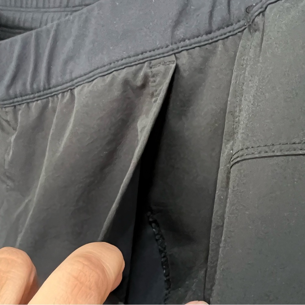 Public‎ Rec men's black pull on shorts size 36 polyester -FLAW NOTED IN LISTING - Picture 6 of 16